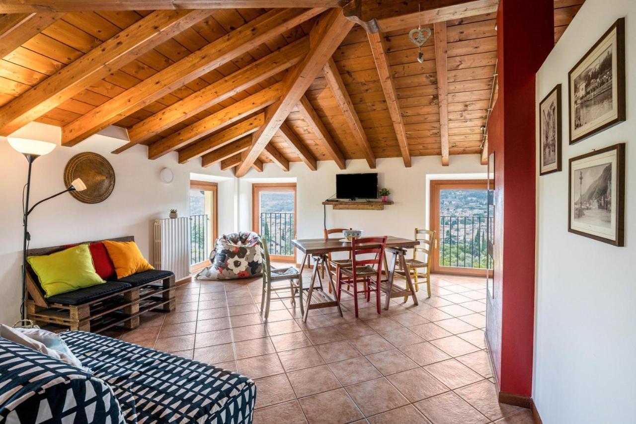 Ferienwohnung Casa Mandello Saló Exterior foto